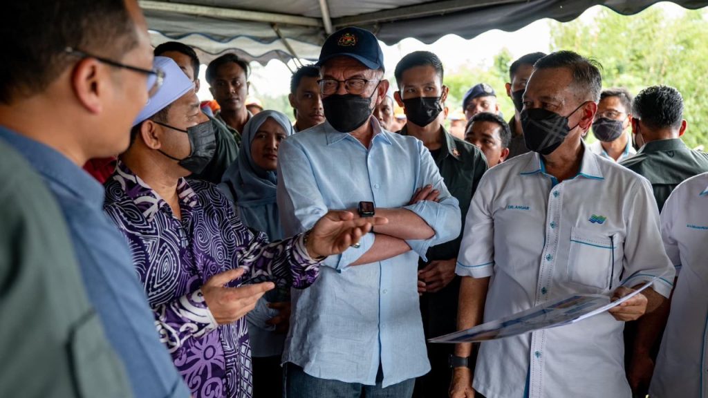 Kerajaan Lulus Projek Bina Benteng Sementara Di Rantau Panjang Suara