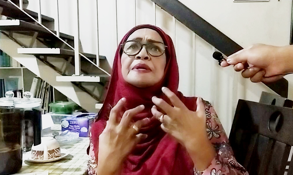  Fauziah Nawi  bersuara bagi pihak karyawan Suara Merdeka