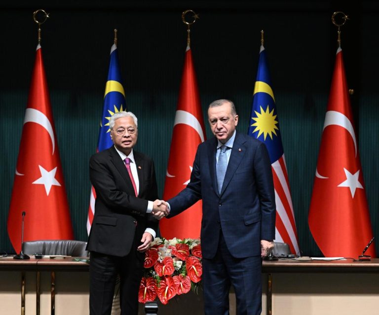 Lawatan PM Perkukuh Hubungan Dua Hala Malaysia-Turkiye | Suara Merdeka