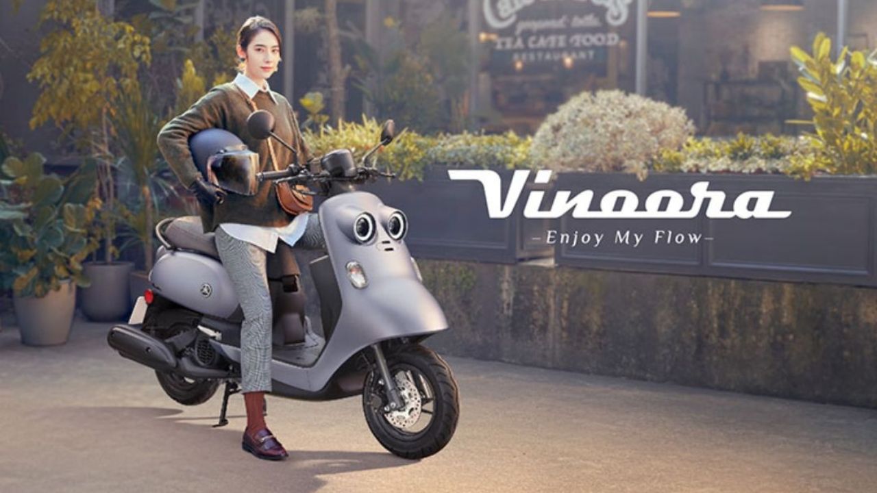 Yamaha Vinoora 125 tampil dengan rupa hadapan pelik seakan watak Minion?