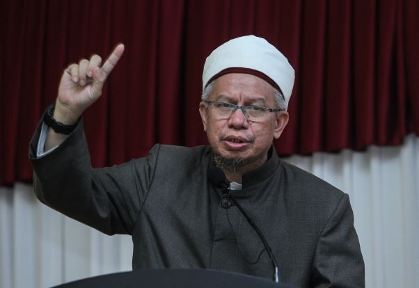 Penggunaan kalimah Allah eksklusif buat umat Islam di Malaysia - Zulkifli Mohamad