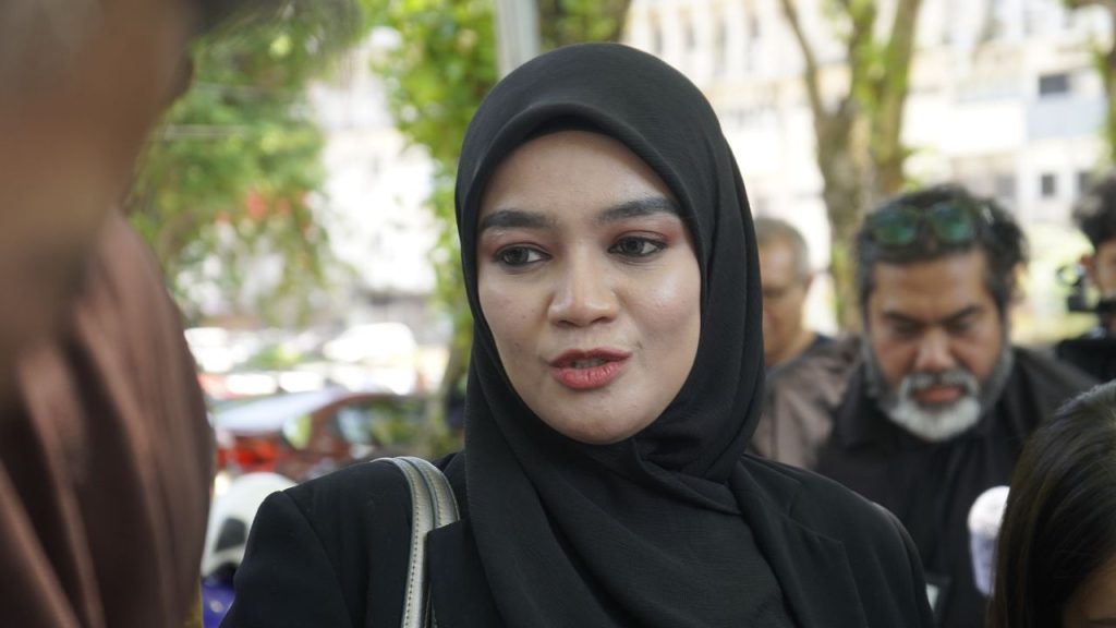 Nurul Fadzilah hadir sebagai peguam pemerhati dalam perhimpuan Selamat Malaysia