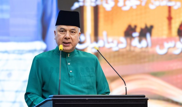 sultan nazrin